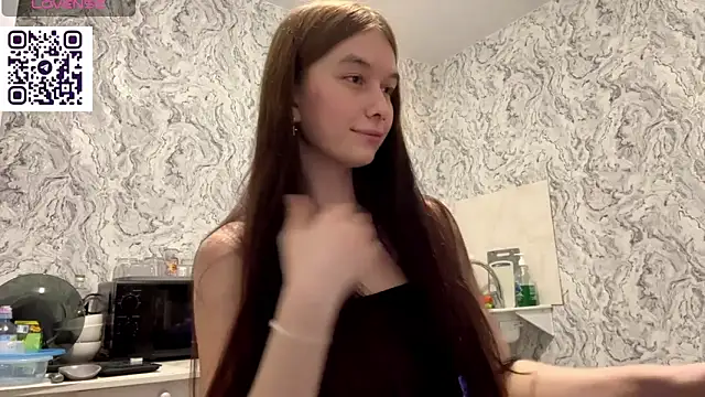 Snapshot of Hina_Desire chatting on July 8, 7:47 pm Hina Desire online show from July 8, 7:47 pm