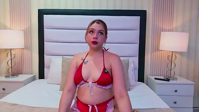 ChloeRoussee online show from July 28, 3:14 am