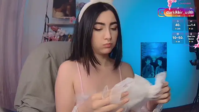 Snapshot of Sweet_shena chatting on July 9, 1:32 pm Sweet shena online show from July 9, 1:32 pm
