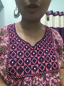 sameera-bb26 online show from July 12, 6:42 pm