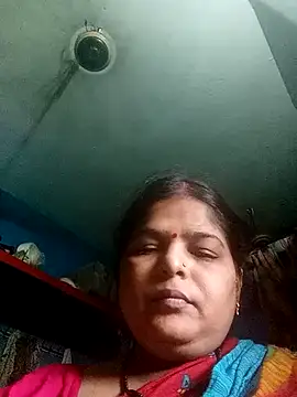 Snapshot of hot_bhabi1 chatting on July 8, 6:14 am hot bhabi1 online show from July 8, 6:14 am