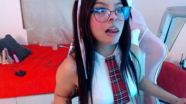 Snapshot of Candyvibe_ chatting on July 7, 6:47 am Candyvibe online show from July 7, 6:47 am