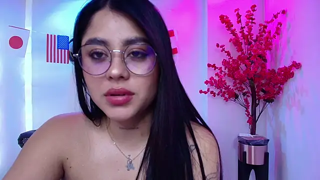 Julie vancouver online show from July 10, 6:13 am