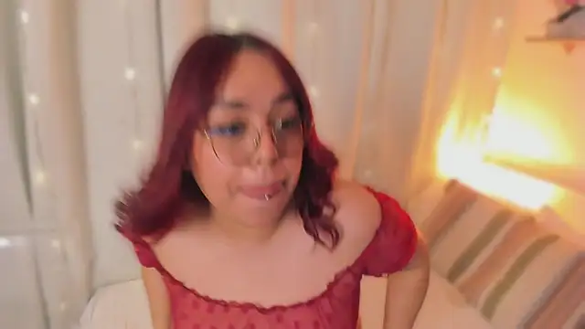Valeria Reyes  online show from July 8, 9:48 pm