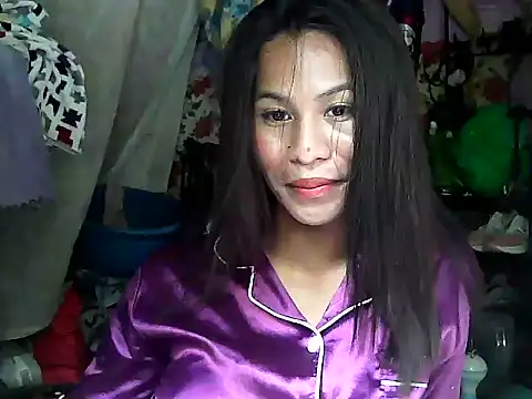Snapshot of simplytrans chatting on July 7, 1:41 am simplytrans online show from July 7, 1:41 am