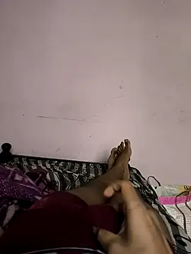 Snapshot of sanu_48 chatting on July 8, 8:37 am sanu 48 online show from July 8, 8:37 am