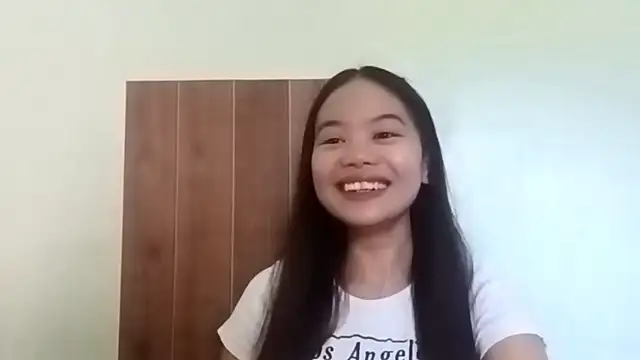CrissyDeshaies online show from July 9, 3:18 am