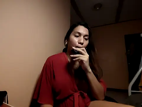 Snapshot of CreamyJulia chatting on July 14, 6:58 pm CreamyJulia online show from July 14, 6:58 pm
