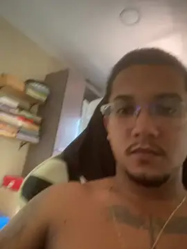 fern011000 online show from July 8, 4:40 pm