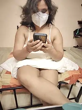 Snapshot of Tasty_Bunnyy chatting on July 18, 5:43 pm Tasty Bunnyy online show from July 18, 5:43 pm