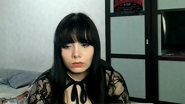 moresunshine online show from July 8, 4:40 pm