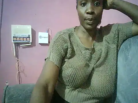 Snapshot of aliciacake5 chatting on July 15, 6:26 pm aliciacake5 online show from July 15, 6:26 pm