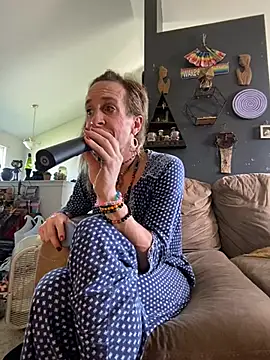 tsgoddessleora online show from July 8, 3:34 pm