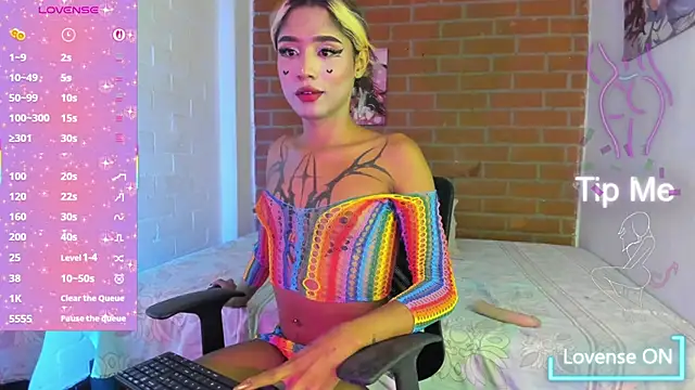 Kitty gina online show from July 11, 1:39 am