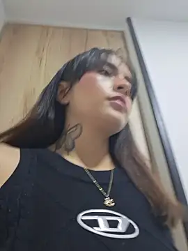 Snapshot of little_siin_ chatting on July 10, 5:40 am little siin online show from July 10, 5:40 am