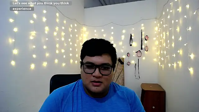 Snapshot of winniepoohEli chatting on July 16, 6:27 pm winniepoohEli online show from July 16, 6:27 pm