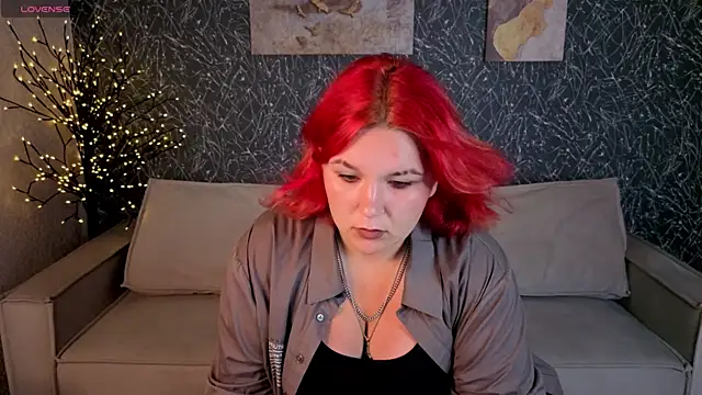 Emma Davise online show from July 14, 2:00 am