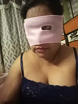 Janu-hot1 online show from August 6, 8:48 pm