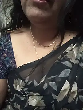 Janu-hot1 online show from August 7, 11:05 am