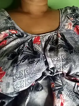Snapshot of Vvidihrdhy55 chatting on July 19, 5:21 pm Vvidihrdhy55 online show from July 19, 5:21 pm