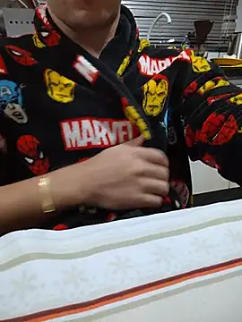 Snapshot of Magella193 chatting on July 12, 2:56 am Magella193 online show from July 12, 2:56 am