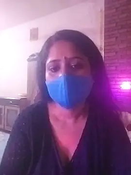Snapshot of Pooja-bedi chatting on July 11, 4:18 pm Pooja-bedi online show from July 11, 4:18 pm
