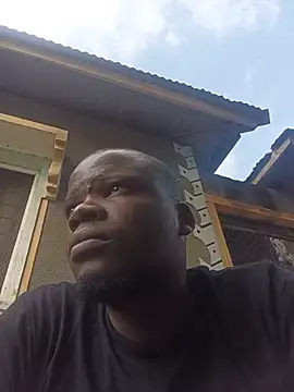 Snapshot of obwombe chatting on July 10, 6:24 am obwombe online show from July 10, 6:24 am
