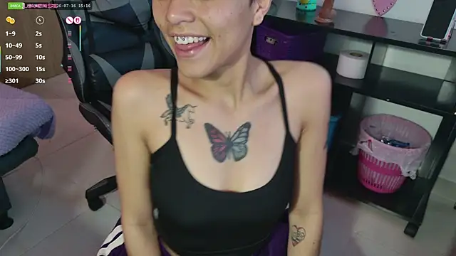 Snapshot of unicornio_sex chatting on July 16, 8:17 pm unicornio sex online show from July 16, 8:17 pm