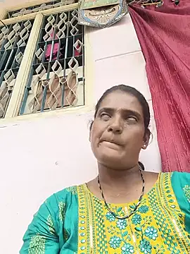 Snapshot of tamilchoclatebaby chatting on July 16, 5:15 am tamilchoclatebaby online show from July 16, 5:15 am