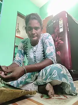 Snapshot of tamilchoclatebaby chatting on July 19, 2:42 am tamilchoclatebaby online show from July 19, 2:42 am