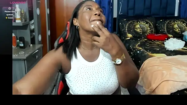 LupeAdams online show from February 13, 12:54 am