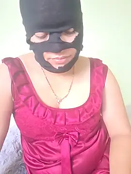 Snapshot of Motomoto8989 chatting on July 20, 10:22 am Motomoto8989 online show from July 20, 10:22 am