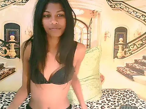 Snapshot of IndianSilkySpice chatting on July 11, 6:13 am IndianSilkySpice online show from July 11, 6:13 am