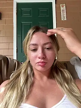 Snapshot of hannalovez chatting on July 10, 5:02 pm hannalovez online show from July 10, 5:02 pm