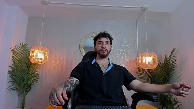 leviwolff online show from July 12, 3:29 am