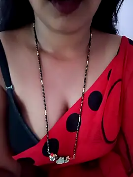 Snapshot of Ammu_Bangaram chatting on July 16, 8:33 am Ammu Bangaram online show from July 16, 8:33 am