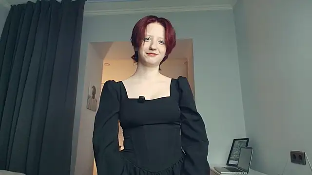 KelleCullison online show from July 16, 11:46 pm