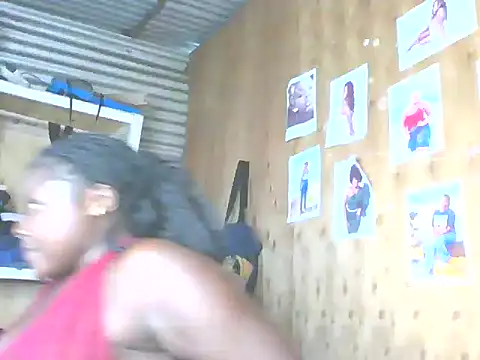 Snapshot of misstemptation25 chatting on July 12, 10:16 am misstemptation25 online show from July 12, 10:16 am