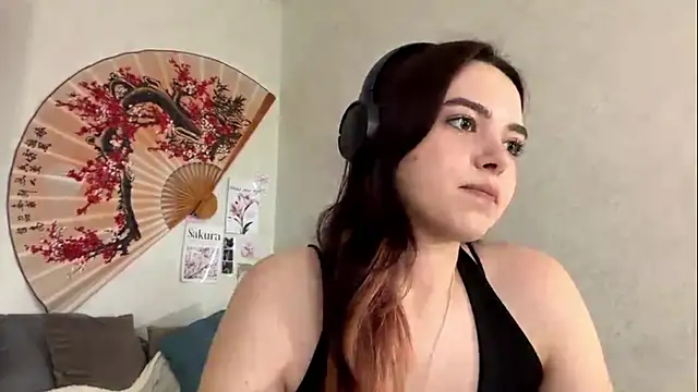 Snapshot of Princess_Ciri chatting on July 12, 12:17 pm Princess Ciri online show from July 12, 12:17 pm
