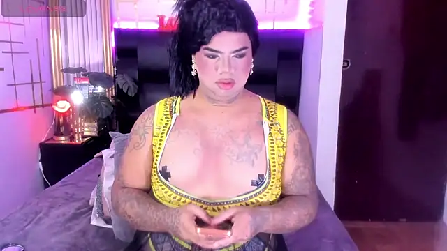 isabelleandbrand online show from April 12, 1:14 pm