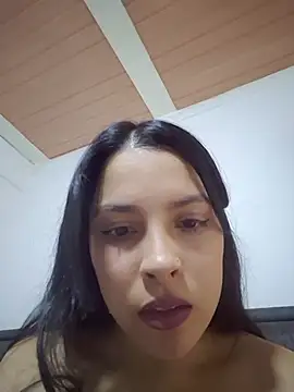 Snapshot of sofiacano22 chatting on July 18, 12:08 am sofiacano22 online show from July 18, 12:08 am