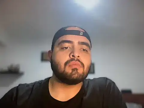 Snapshot of alejon08_ chatting on July 12, 7:42 am alejon08 online show from July 12, 7:42 am