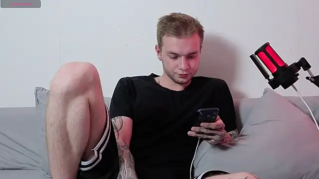 jxxxsti0n online show from July 23, 5:53 pm