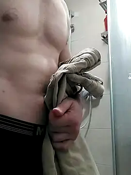Snapshot of bborys86 chatting on July 15, 9:11 pm bborys86 online show from July 15, 9:11 pm
