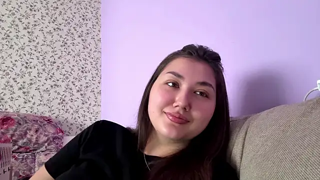 Snapshot of MinaVibe chatting on July 20, 8:43 am MinaVibe online show from July 20, 8:43 am
