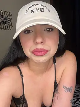 skybloom69 online show from July 15, 10:39 pm