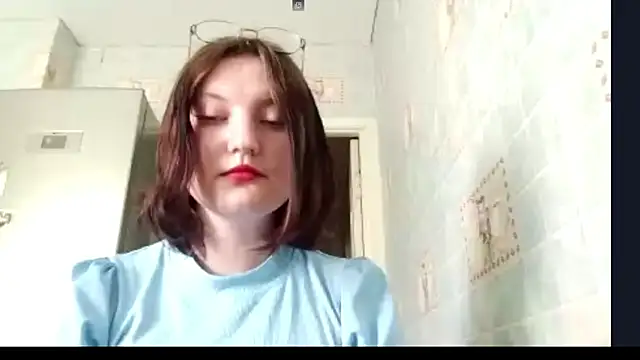 Snapshot of KimberlieNeiford chatting on July 13, 8:35 am KimberlieNeiford online show from July 13, 8:35 am