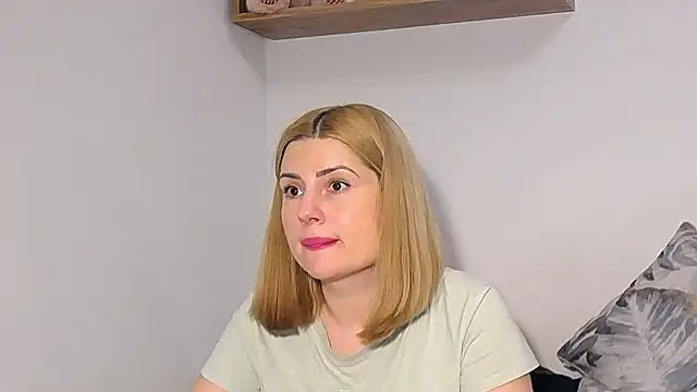 alisenties online show from January 7, 3:39 pm