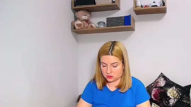 alisenties online show from November 12, 3:27 pm