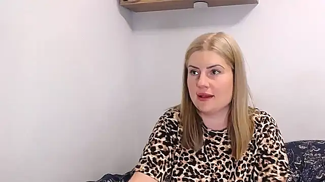 alisenties online show from July 6, 2:46 pm